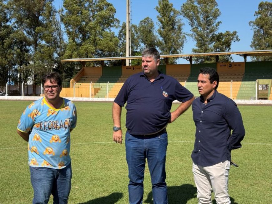 Rodrigo vistoria o Virotão e determina melhorias no estádio para jogos do Estadual